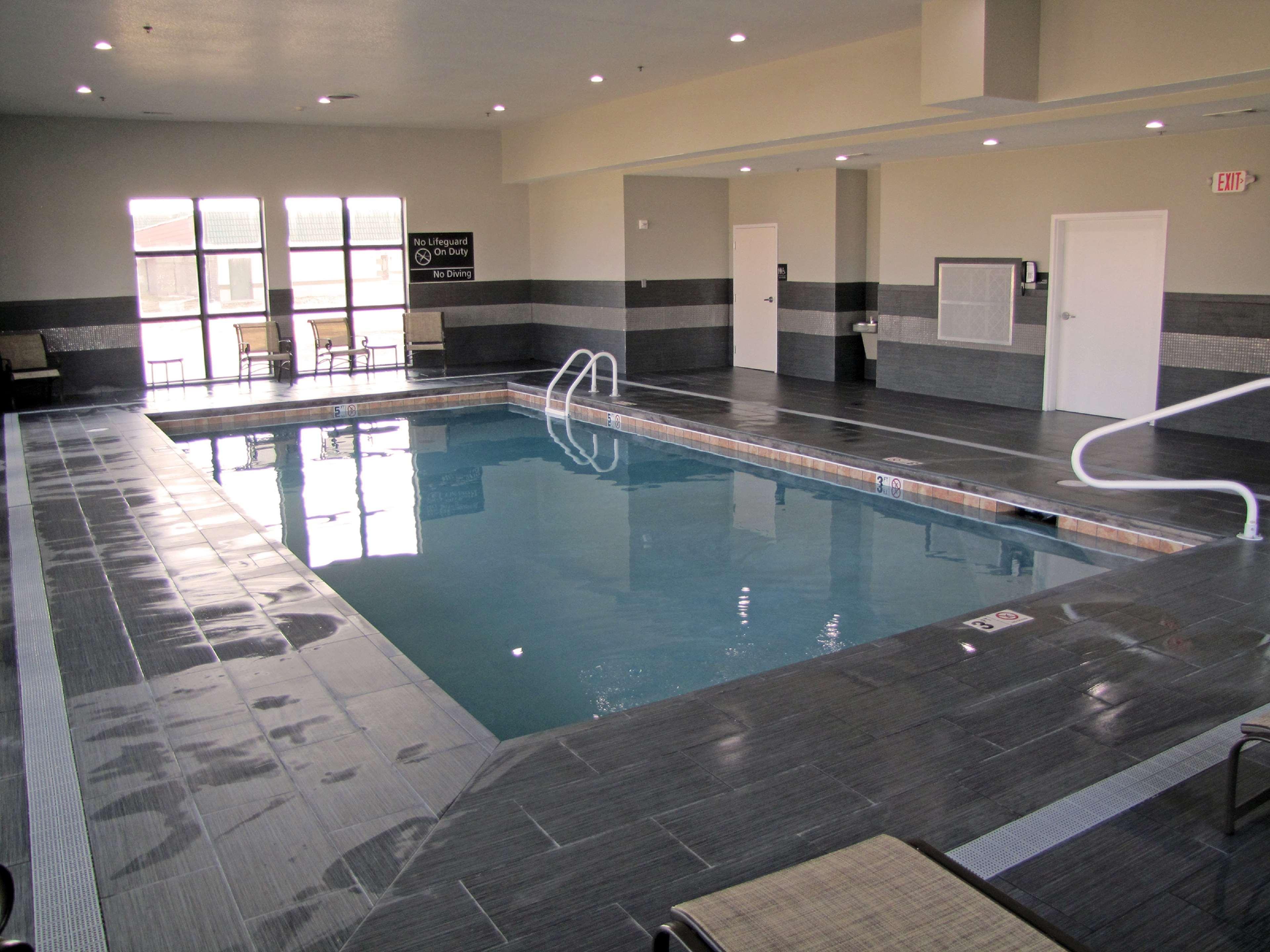 Hampton Inn Mcpherson Exteriér fotografie