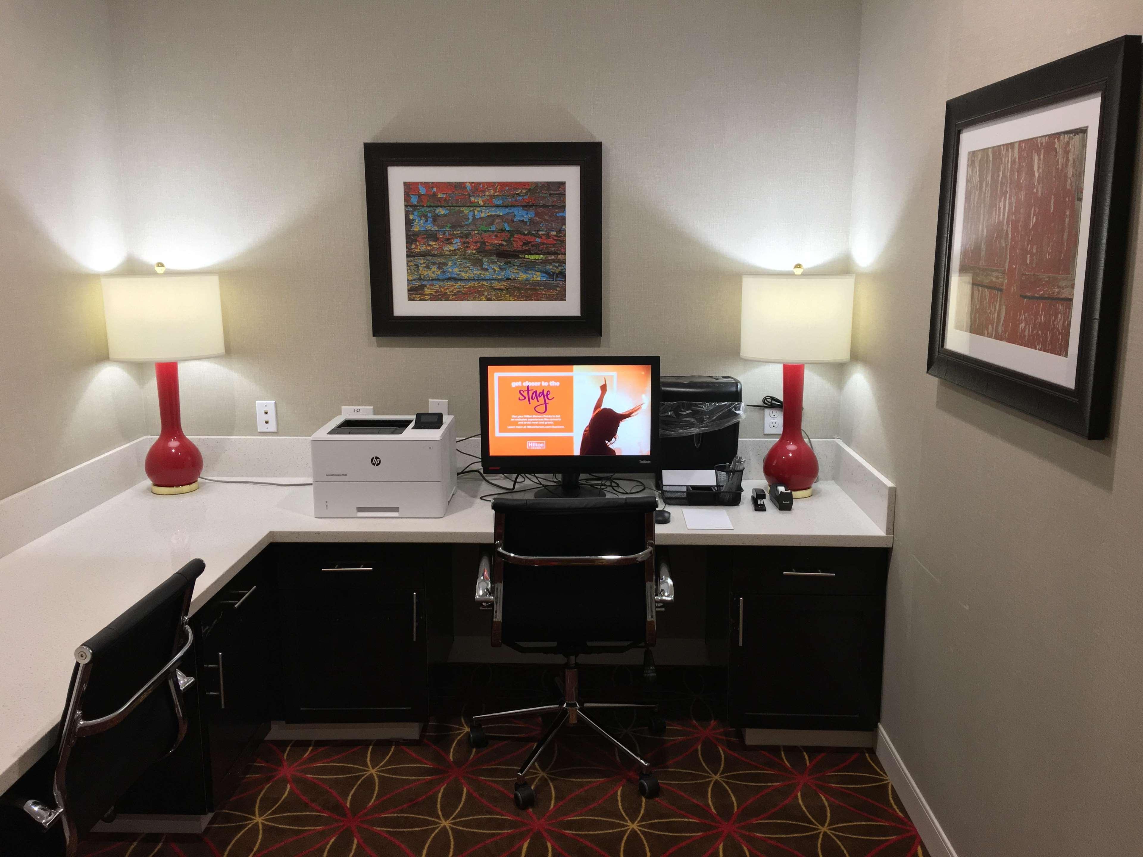 Hampton Inn Mcpherson Exteriér fotografie
