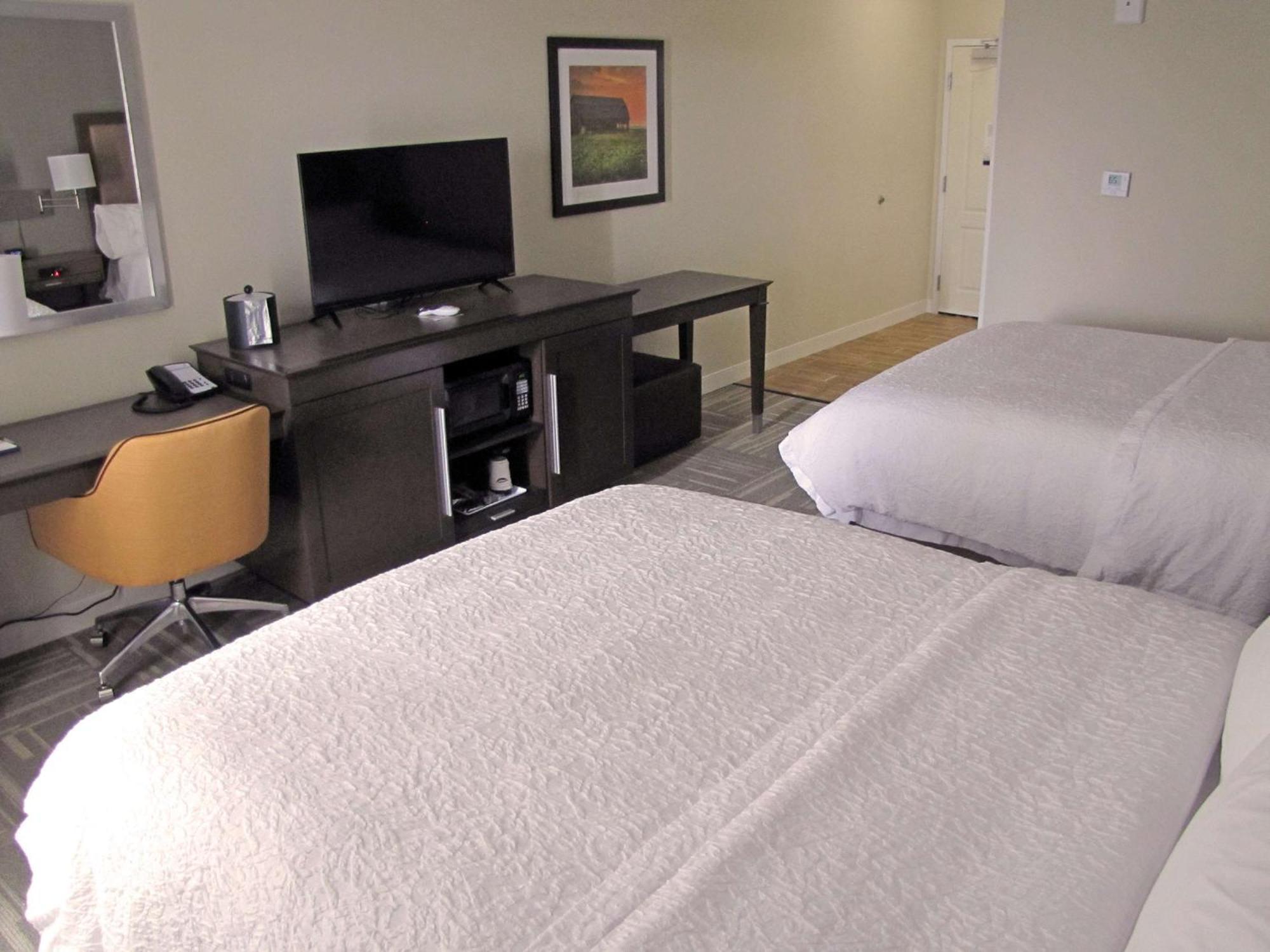 Hampton Inn Mcpherson Exteriér fotografie